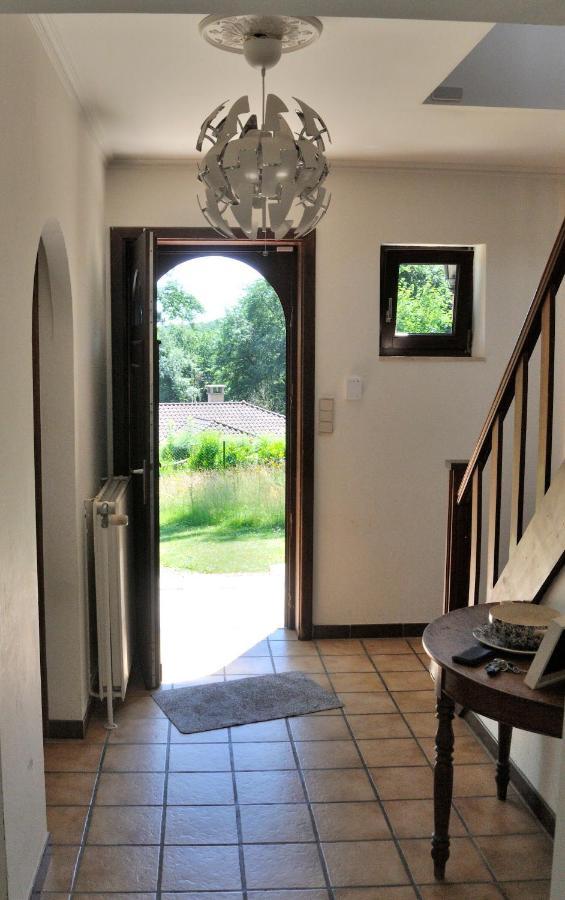 Suite Familiale Avec 2 Chambres Dans Une Villa - Quartier Vert Et Boise - 5 Kms De Намюр Екстер'єр фото