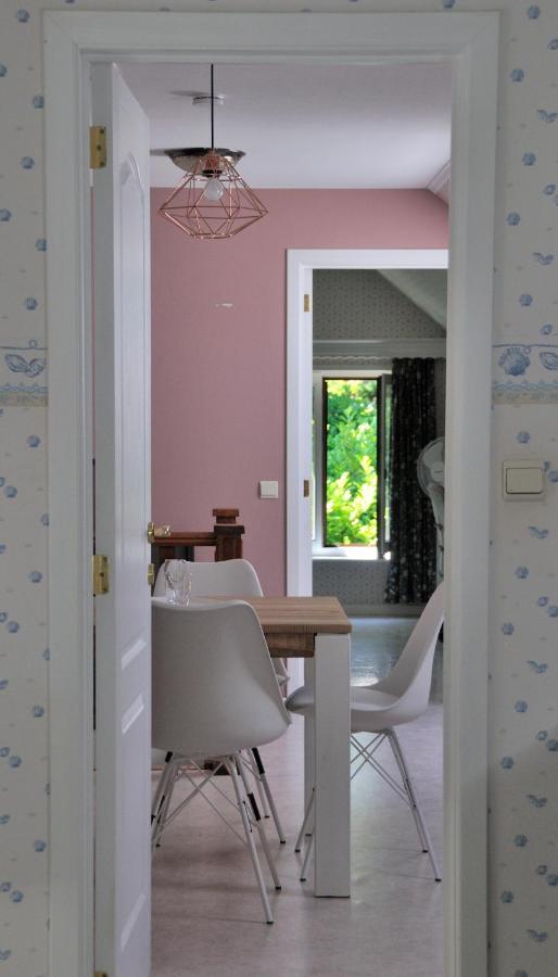 Suite Familiale Avec 2 Chambres Dans Une Villa - Quartier Vert Et Boise - 5 Kms De Намюр Екстер'єр фото
