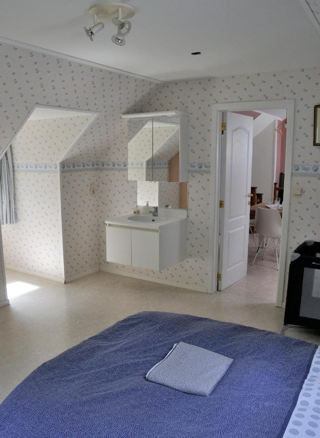Suite Familiale Avec 2 Chambres Dans Une Villa - Quartier Vert Et Boise - 5 Kms De Намюр Екстер'єр фото